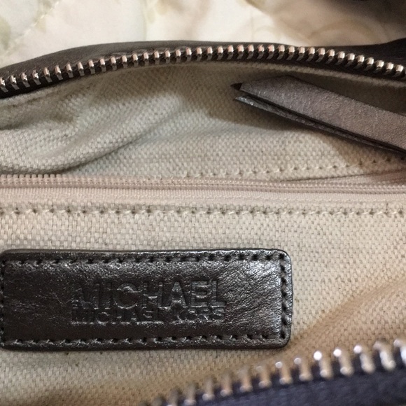 MICHAEL KORS BUCKET - Picture 5 of 6